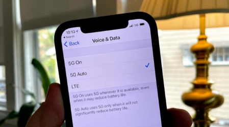 青海苹果手机维修分享iPhone 12如何打开或关闭5G网络 