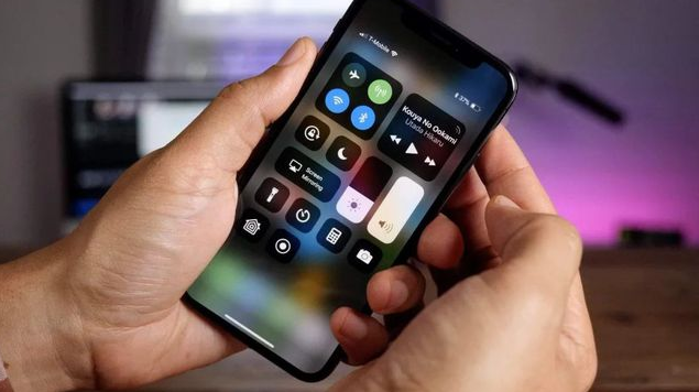 青海苹果手机维修分享iPhone 12信号差怎么办 